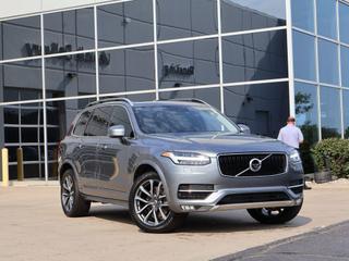 2018 Volvo XC90 Momentum