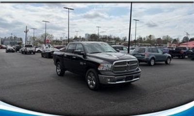 2017 Ram 1500 SLT