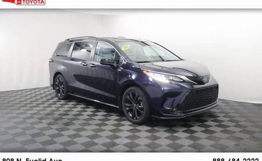 2022 Toyota Sienna XSE
