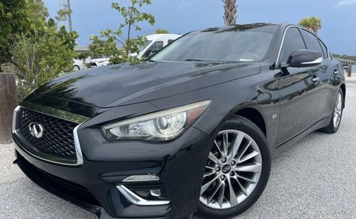 2019 Infiniti Q50 30T Luxe