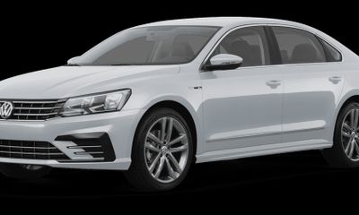 2017 Volkswagen Passat R Line