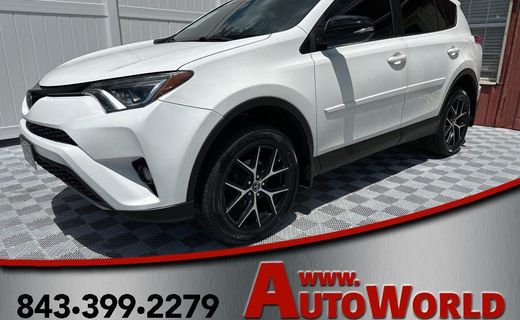 2017 Toyota RAV4 SE
