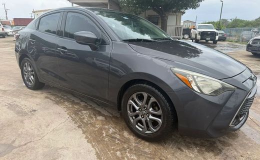 2019 Toyota Yaris L