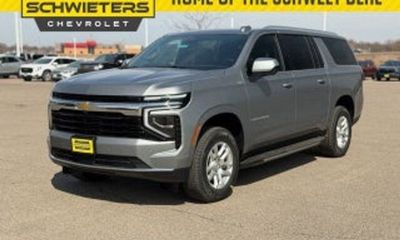 2026 Chevrolet Suburban LT