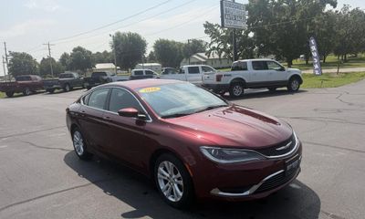 2016 Chrysler 200 Limited