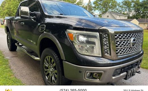 2017 Nissan Titan