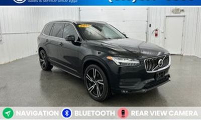 2021 Volvo XC90 Momentum