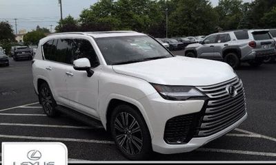 2026 Lexus LX 600 Luxury