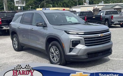 2024 Chevrolet Traverse LT