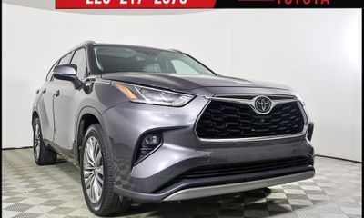 2021 Toyota Highlander Platinum