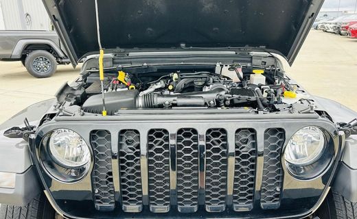 2022 Jeep Gladiator Sport
