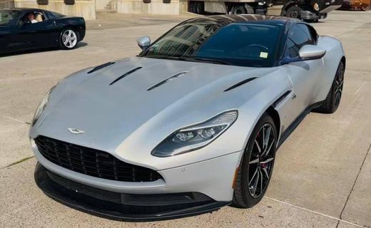 2018 Aston Martin DB11 Seating Configuration