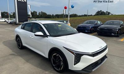 2026 Kia K4 EX
