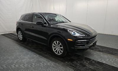 2023 Porsche Cayenne Platinum Edition