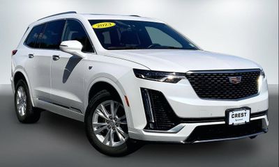 2023 Cadillac XT6 Luxury