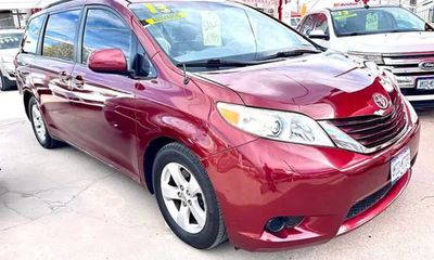 2013 Toyota Sienna LE