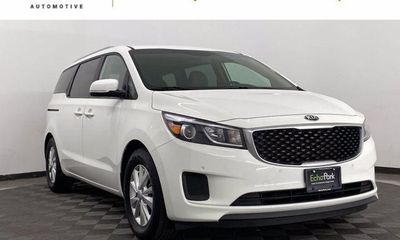 2017 Kia Sedona LX