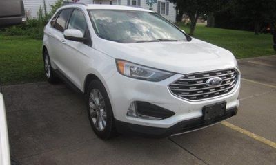2021 Ford Edge Titanium