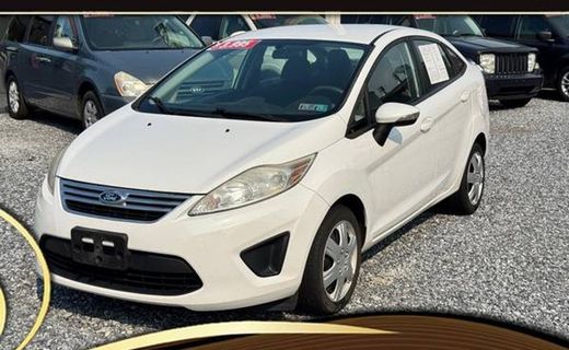 2013 Ford Fiesta SE