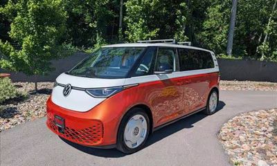 2025 Volkswagen ID Buzz Pro S Plus