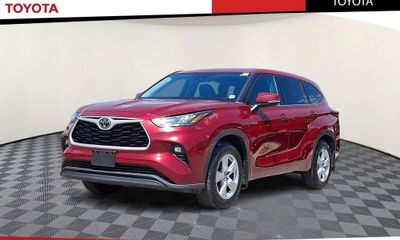 2020 Toyota Highlander LE