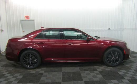 2023 Chrysler 300 Touring L
