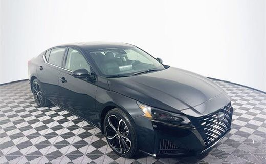 2024 Nissan Altima SR