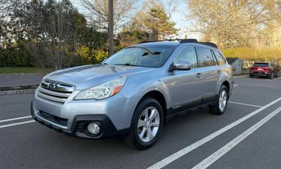 2014 Subaru Outback Premium CWP M