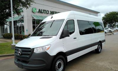 2026 Mercedes-Benz Sprinter 907 VS30 Passenger