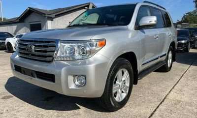 2015 Toyota Land Cruiser VX R