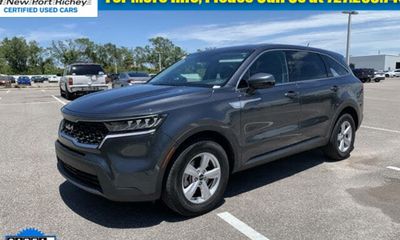 2023 Kia Sorento LX