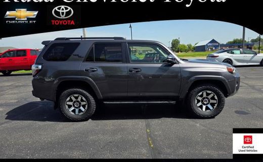 2022 Toyota 4RUNNER TRD Offroad Prem