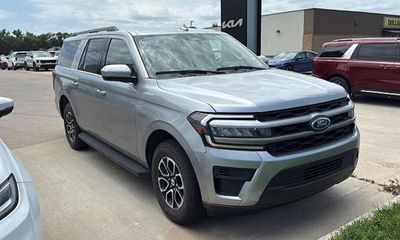 2024 Ford Expedition MAX XLT