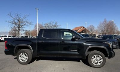 2023 Toyota Tundra SR5