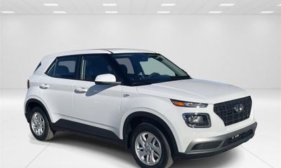 2026 Hyundai Venue SE