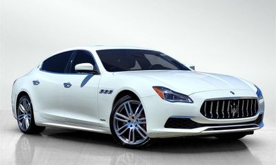 2018 Maserati Quattroporte Luxury