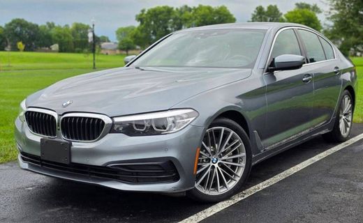 2019 BMW 540i