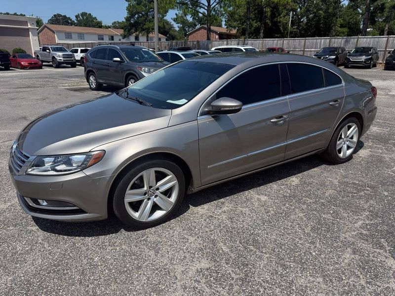 2014 Volkswagen CC — a typically priced live listing