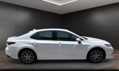 2023 Toyota Camry XLE