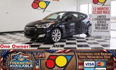 2013 Hyundai Veloster Base BaseStyle Tech
