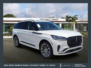 2026 Lincoln Aviator Base