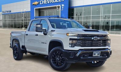 2026 Chevrolet Silverado HD Custom