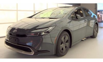 2024 Toyota Prius Prime PHEV SE