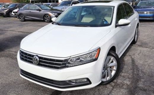 2018 Volkswagen Passat SE W Technology