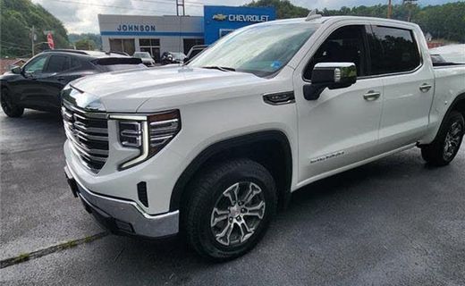 2025 GMC Sierra SLT