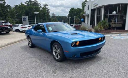 2018 Dodge Challenger SXT