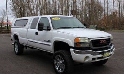 2003 GMC Sierra K2500 Heavy Duty
