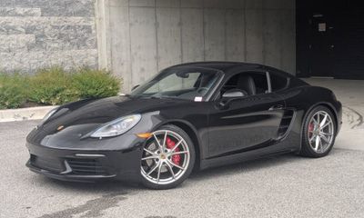 2025 Porsche 718 Cayman S