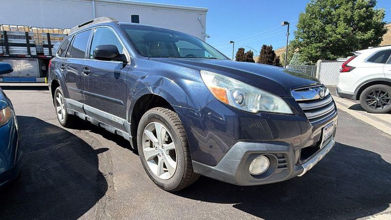 2013 Subaru Outback — a typically priced live listing
