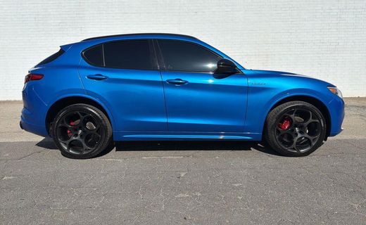 2022 Alfa Romeo Stelvio TI